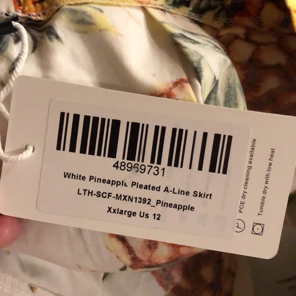 NEW Sucrefas White Pineapple 🍍 Pleated A-Line Skirt - Picture 8 of 9